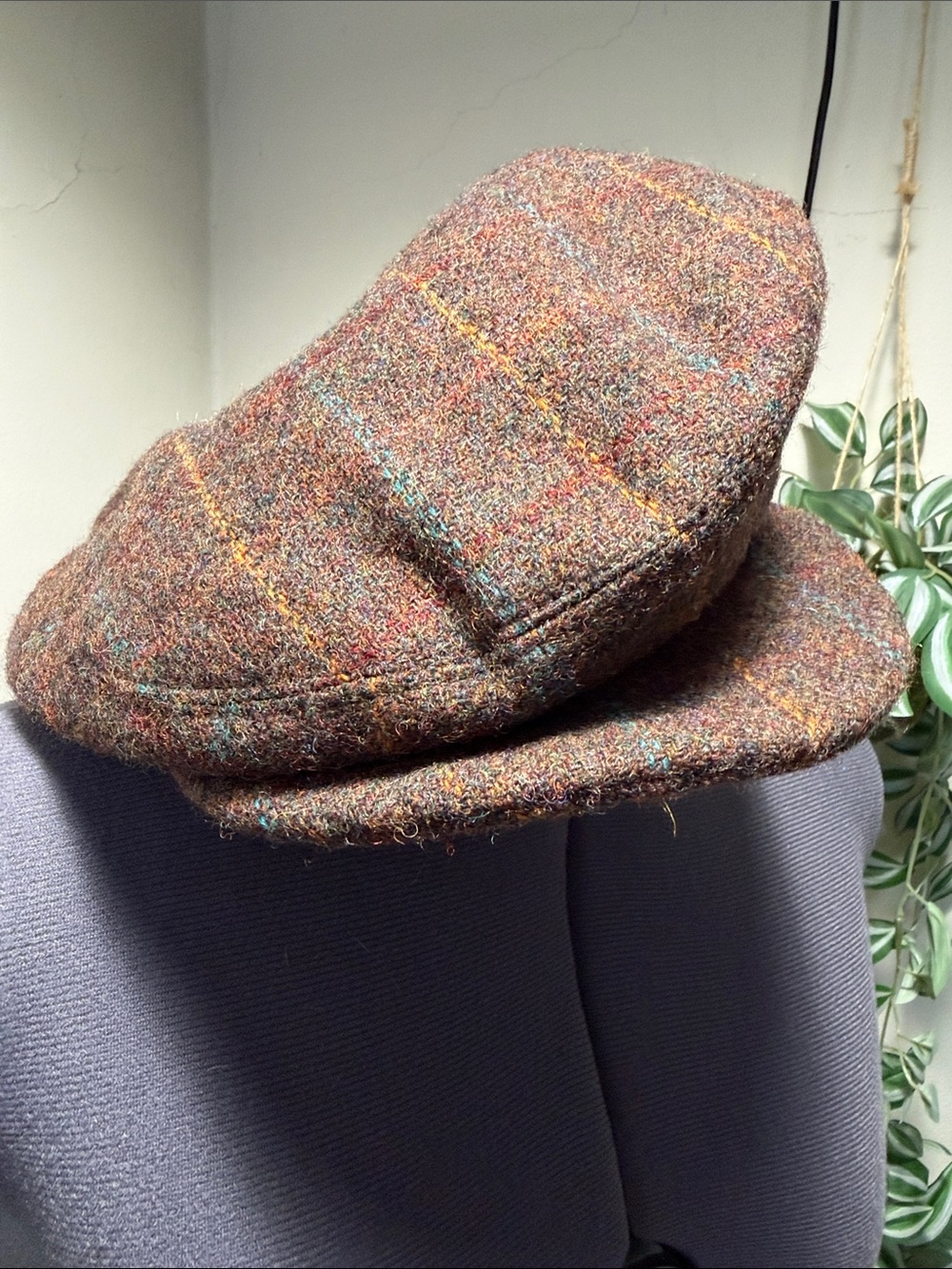 Men's Brown Tweed Newsboy Cap with Multicolor Accents